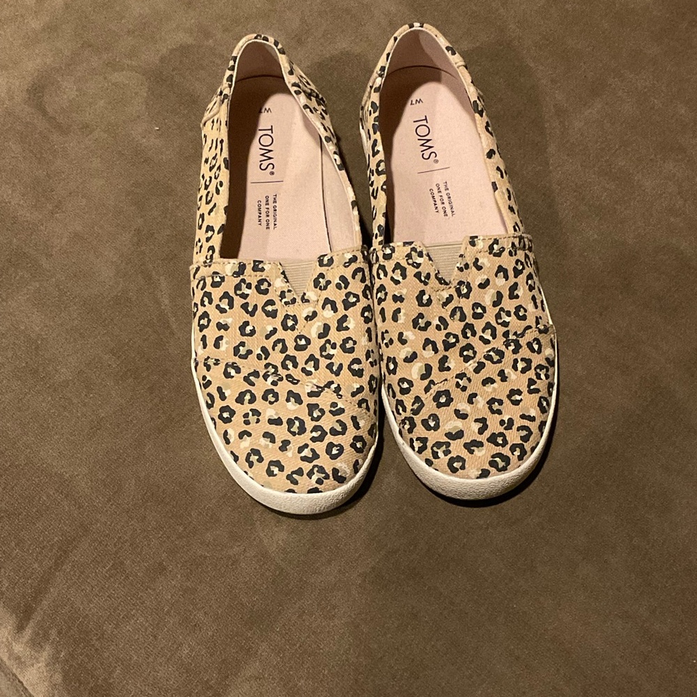 Toms classic slip on canvas shoes - Picture 3 of 6